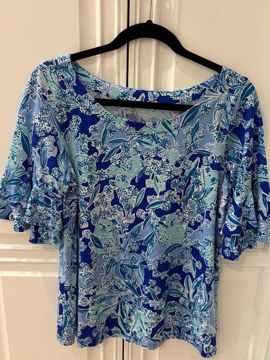 Lilly Pulitzer Tops - Lily Pulitzer Blue Floral Scoop Neck Ruffle Sleeve Women's Top